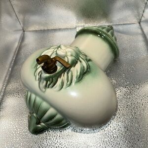 Green and Cream Ceramic wall Lion Fauntain R1504